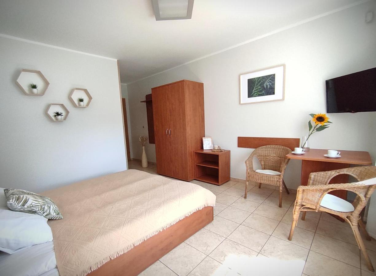 Lago Apartamenty I Pokoje Leba Luaran gambar